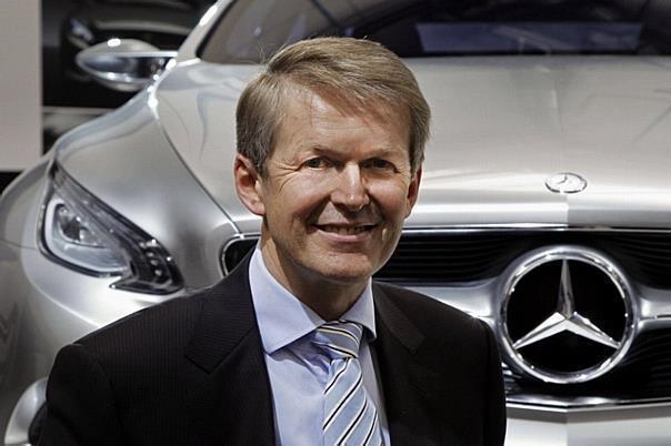 „Unser Anspruch ist es, Verantwortung für die Umwelt mit praktischem Kundennutzen und automobiler Faszination in Einklang zu bringen“, sagt Thomas Weber, Mitglied des Vorstands der Daimler AG. Foto: unitedpictures/auto-reporter.net 